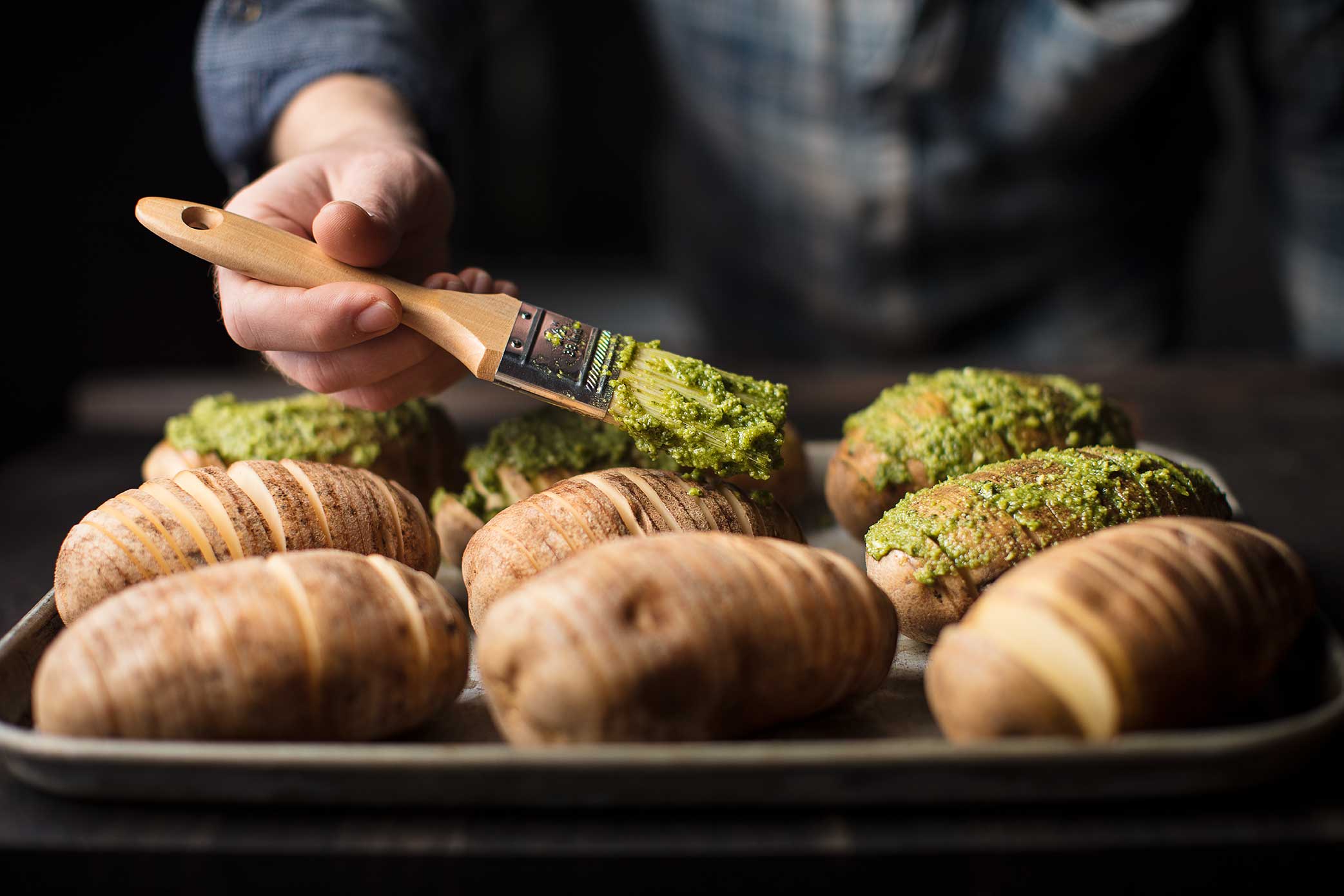 Pesto and Hasselback Potatoes photographed using the Canon 50mm f1.2L